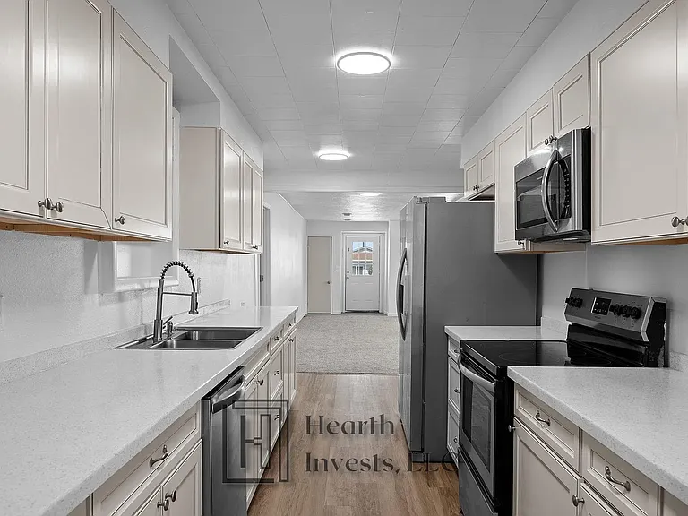 308 E 7th Ave — Photo 7