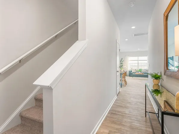 1903 Frost Dr, Haw River, NC 27258