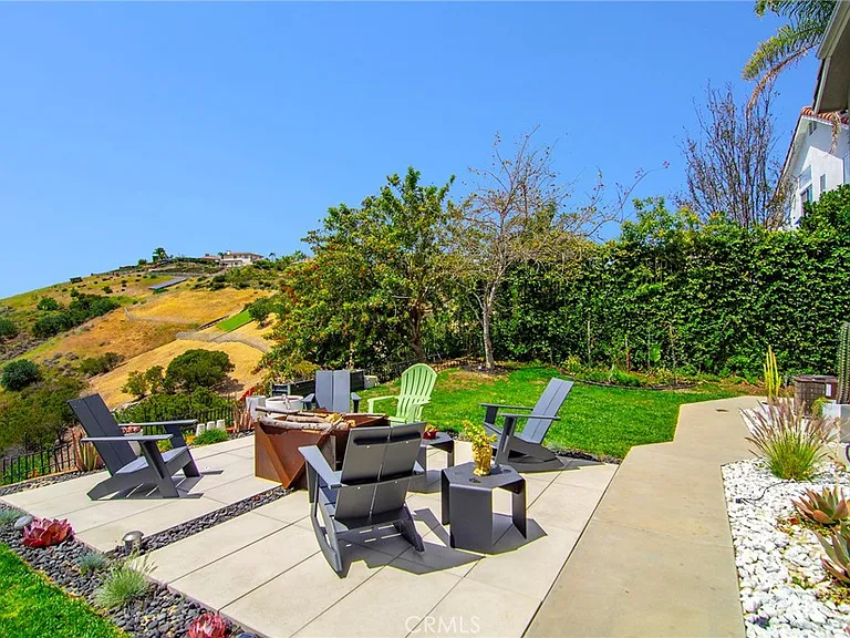24574 Overland Dr — Photo 33