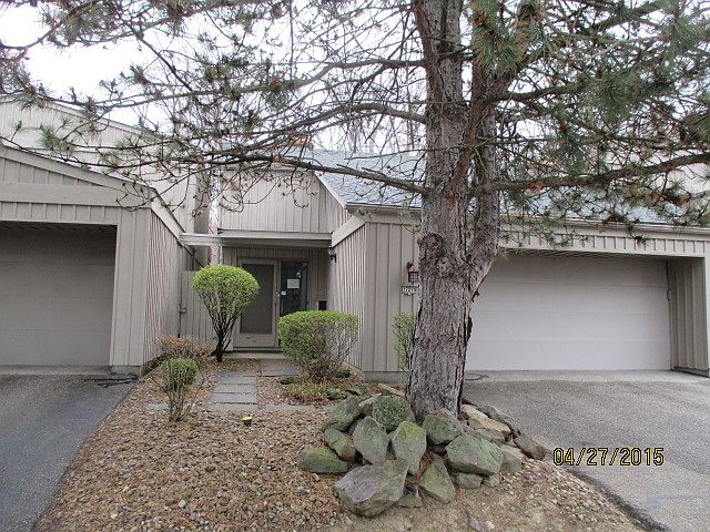 1st image of 17270 Akita Ct #17270