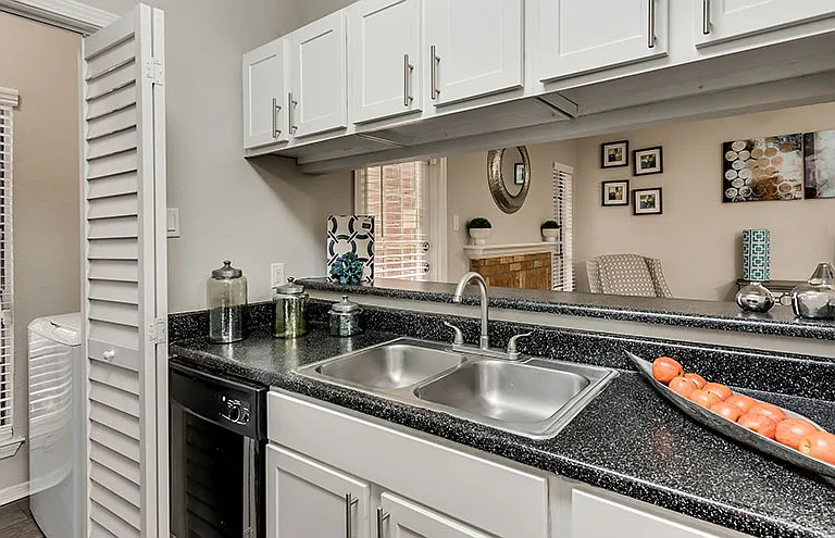 The Arbors on Forest Ridge Apartments — Photo 3
