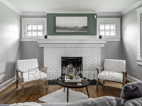 5th image of 3272 N College Ave