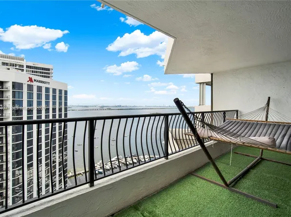 555 NE 15th St APT 31E, Miami, FL 33132