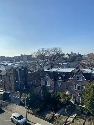 Rented by Corcoran | media 15