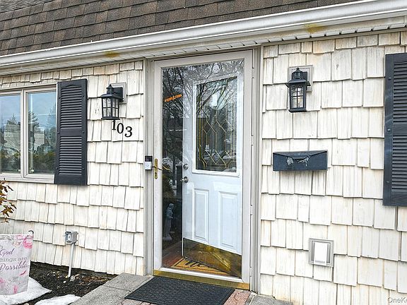 3rd image of 103 Ranch Lane