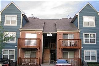 2 BEDROOM 2 BATH TOWNHOME