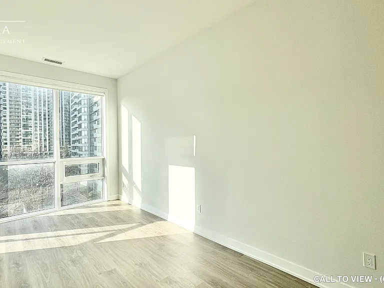 430 Square One Dr #421 — Photo 1