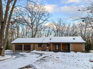 2535 W Hubbard Lake Trl, Hubbard Lake, MI 49747