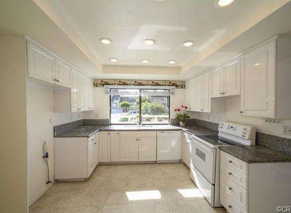 4th image of 4 Kialoa Ct #98