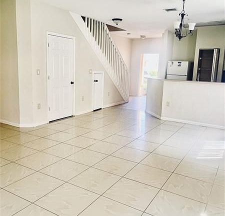 5th image of 521 Princess Dr #521