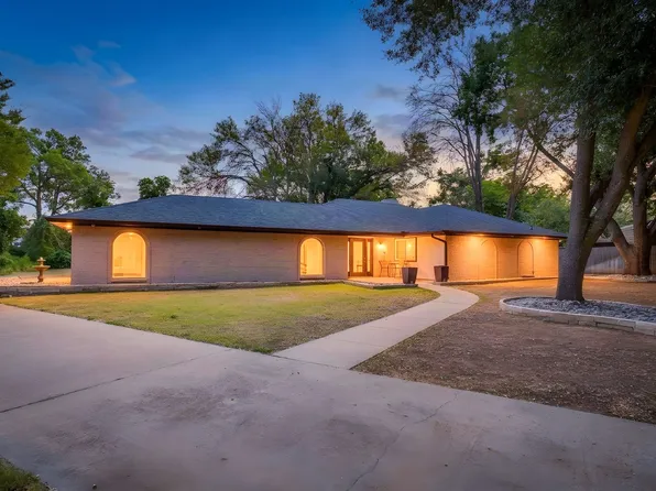 104 Sunset Pl, Joshua, TX 76058