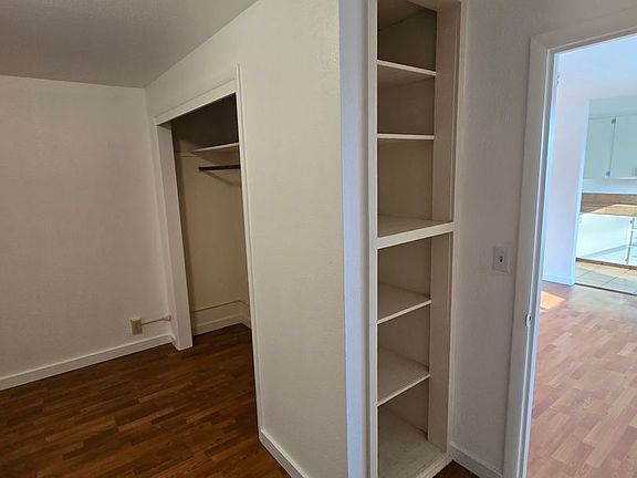 5th image of 2439 Sherman Ave #8
