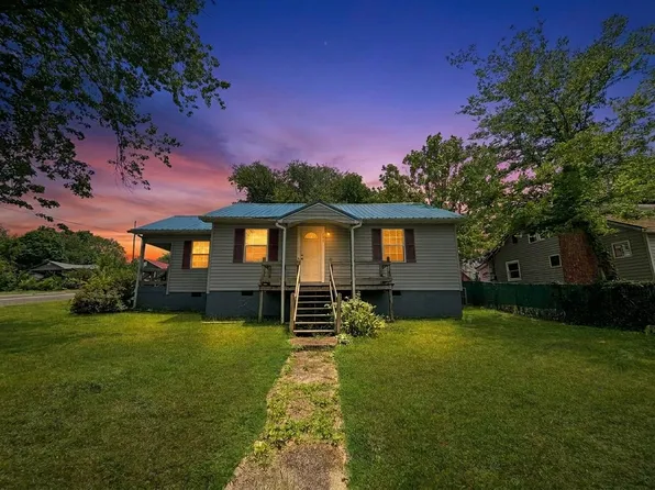1037 Jones St, Athens, TN 37303