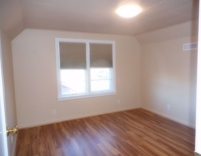 1st image of 835 Wyoming Ave