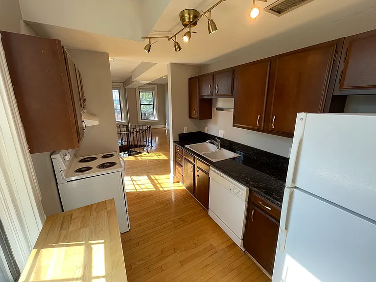 517 Klotter Ave #3 — Photo 5
