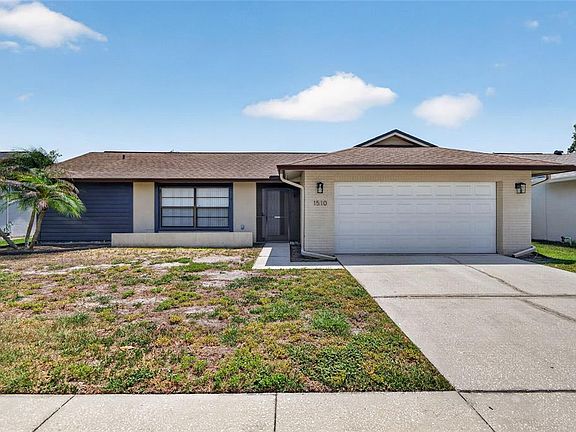 3rd image of 1510 Kestrel Way