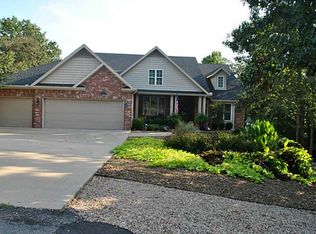 11 NE Berrydale Ln, Bella Vista, AR 72715