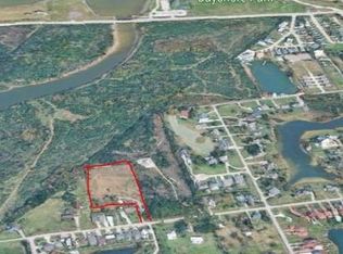 2884 Broadway St, Dickinson, TX 77539