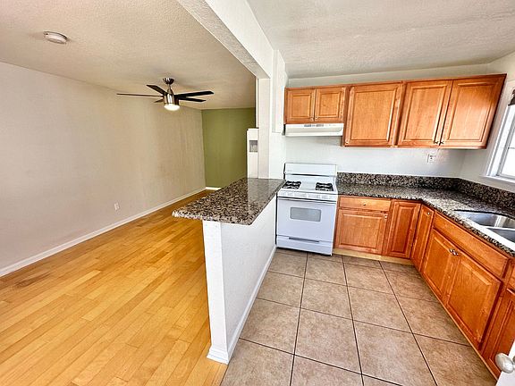 5th image of 681 Molino Ave