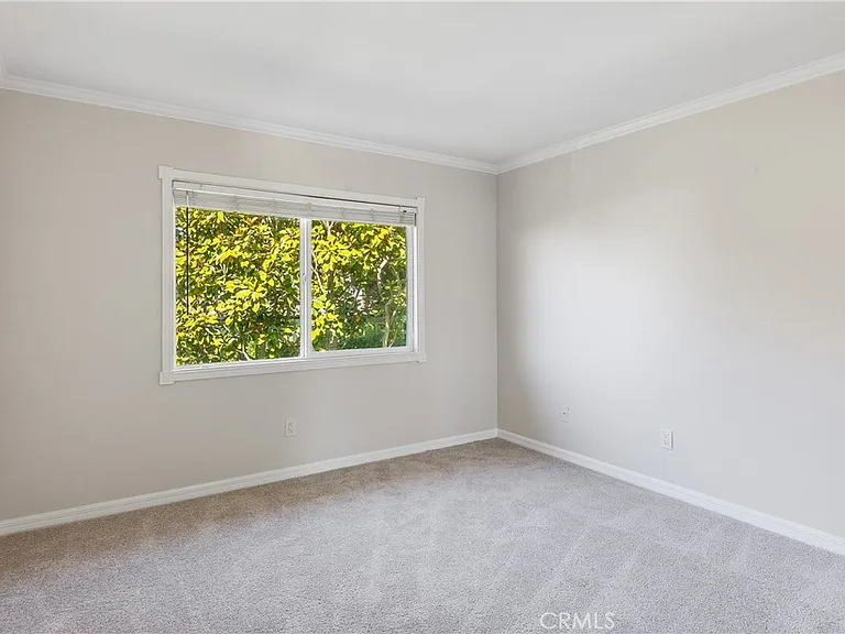 3554 Seaglen Dr — Photo 15