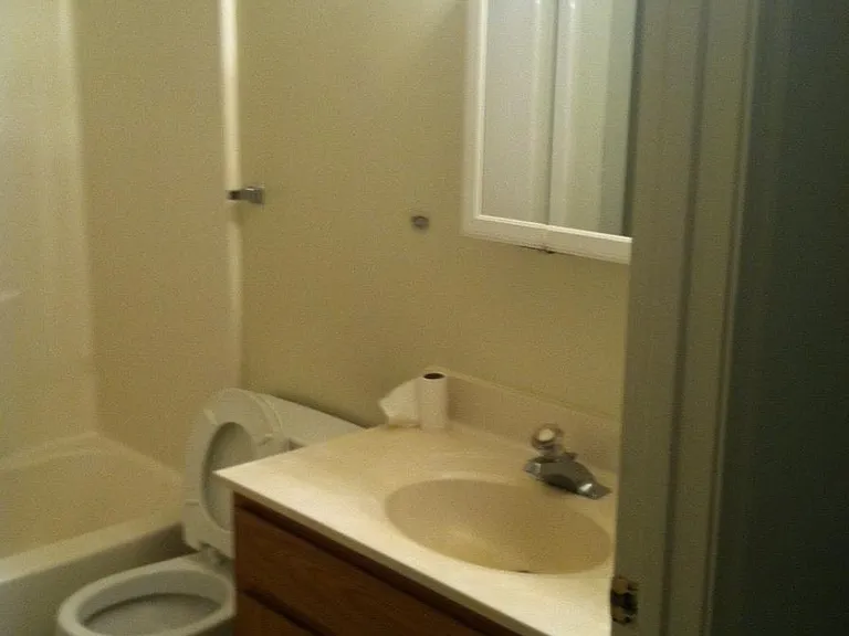 904 Mabel Ave — Photo 3