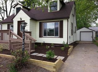 2457 Hillside Dr NW, Grand Rapids, MI 49544