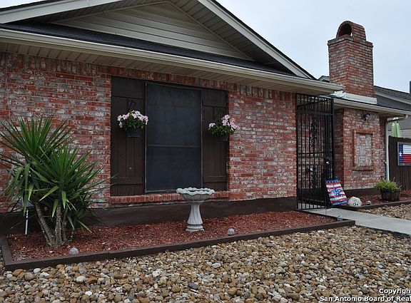 2nd image of 644 Fern Meadow Dr