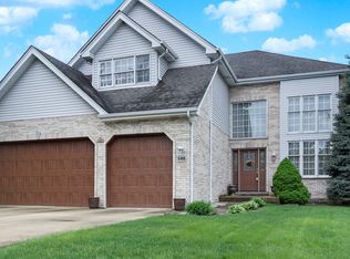 546 N 4th Ave, Addison, IL 60101