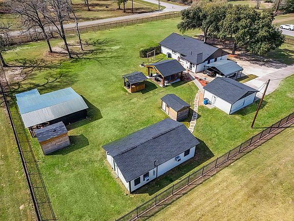 3rd image of 12998 Rocky Rd