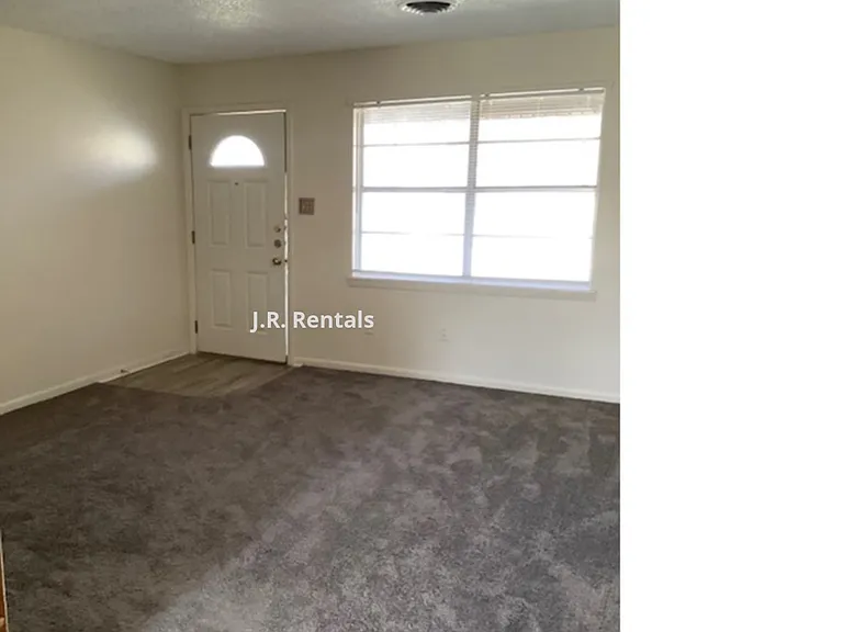 515 S 9th St — Photo 3