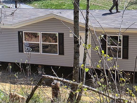 2nd image of 894 Sherm Mountain Rd