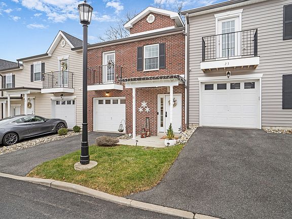 3rd image of 21 Gregg Ct #405