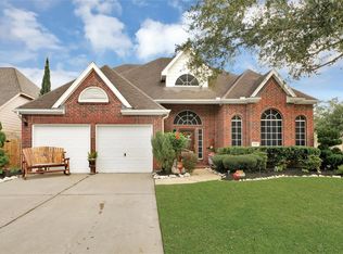 1301 Pine Sap Ct, Pearland, TX 77581