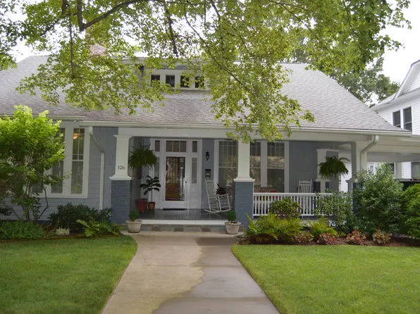 126 N Elm St, Statesville, NC 28677