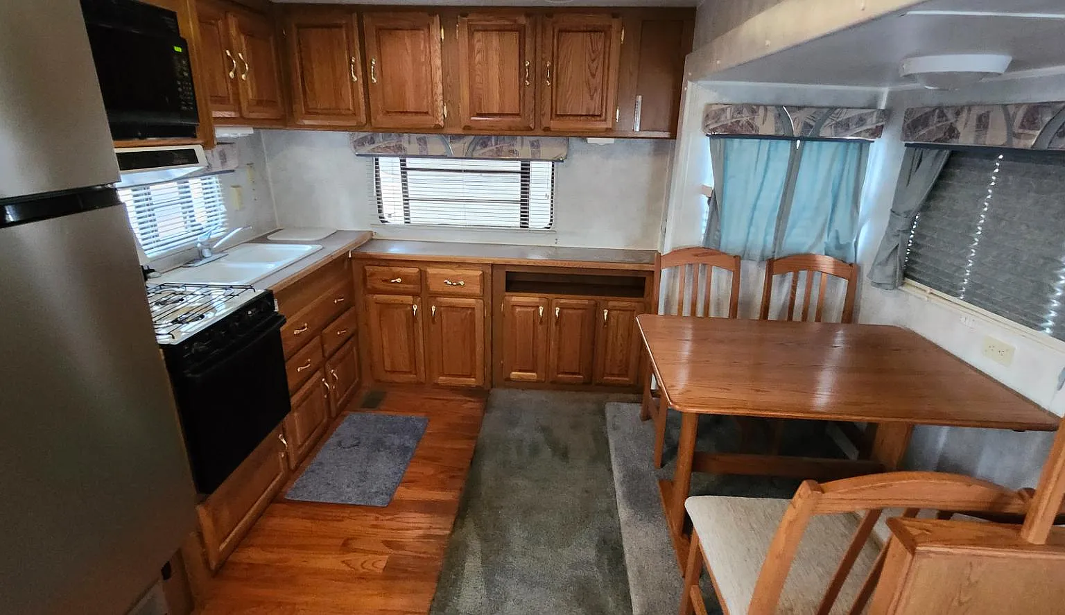 2155 Gary St - 2155 Gary St — Photo 2