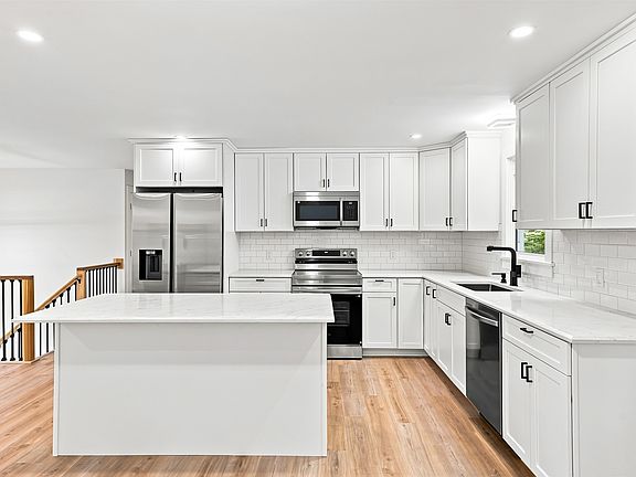 5th image of 153 Squantum Road