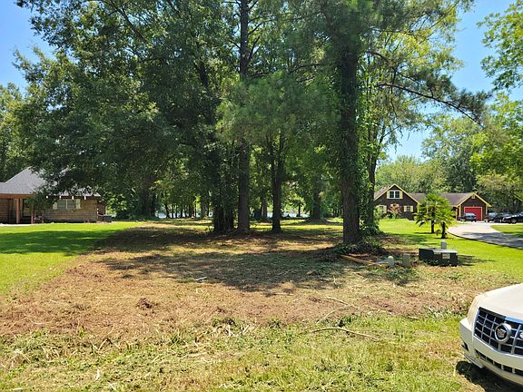 4th image of 1221 Haynesworth Mill Cir