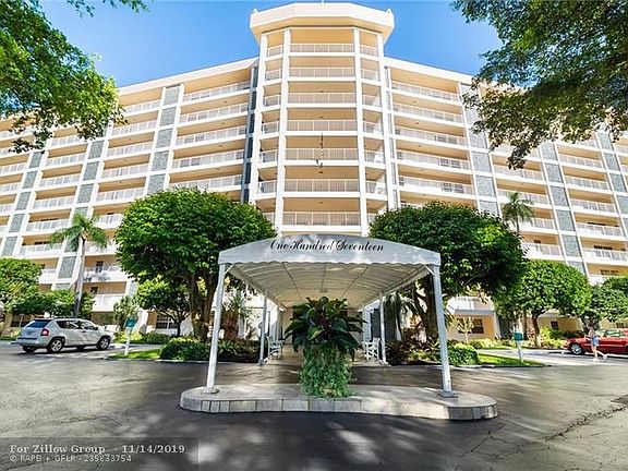 3rd image of 3499 Oaks Way APT 507