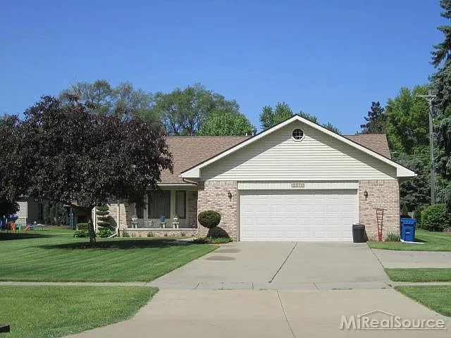 51771 Shelby Rd photo 1