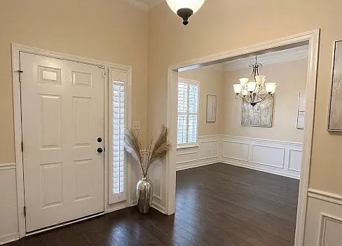 216 Carriage Hills Cir — Photo 2