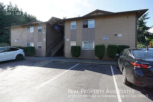 14239 34th Ave S #302 Photo 1