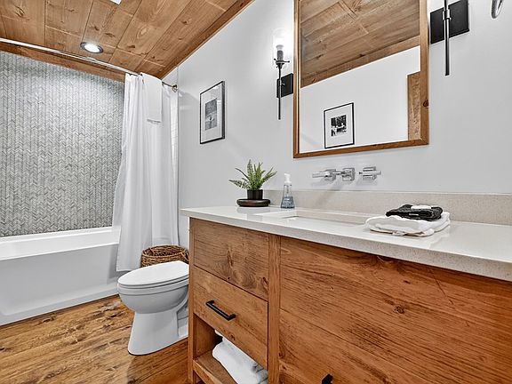 35th image of 89 High Meadows Ct