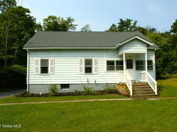 62 Saunders Street, Whitehall, NY 12887