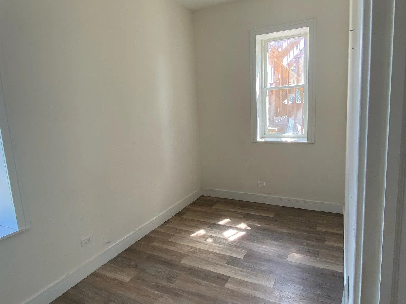 2 bed, $1,250 — Photo 3