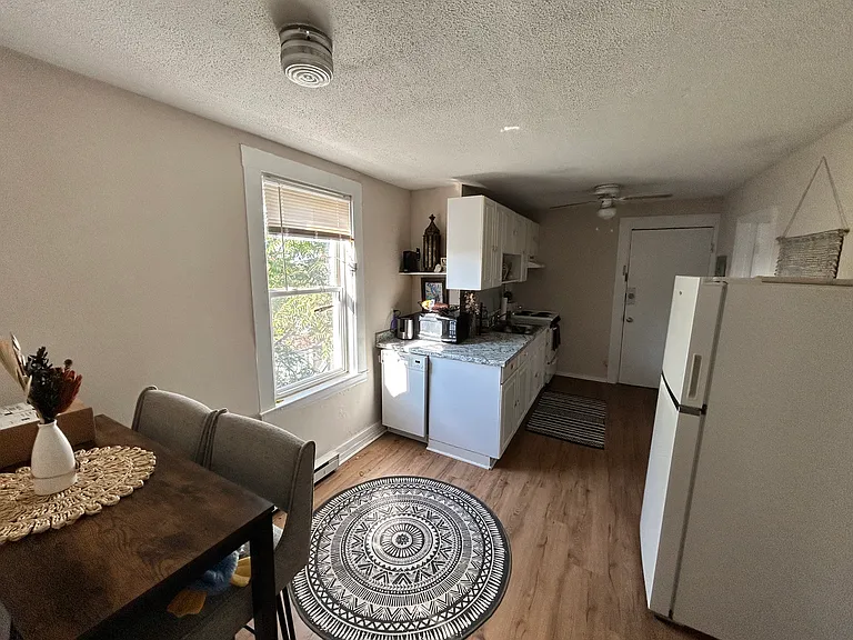 19 G St #2 — Photo 7