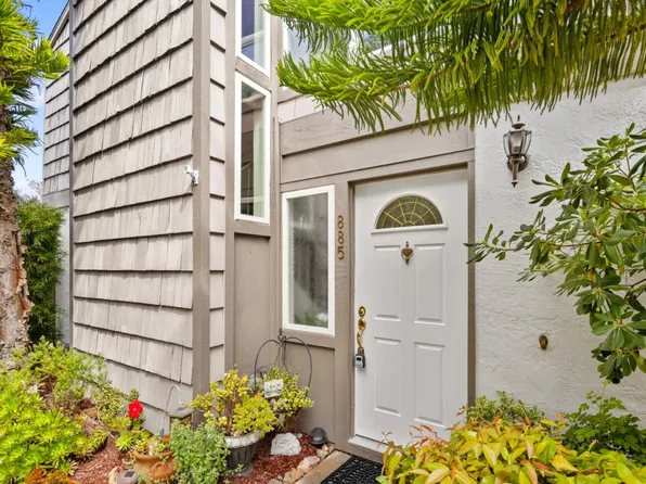 885 Erickson Ln, Foster City, CA 94404