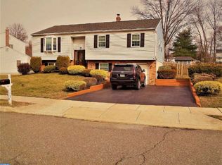 518 Friends Way, Upper Chichester, PA 19061