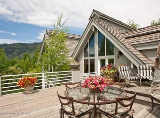 4322 Spring Violet Ct, Wilson, WY 83014