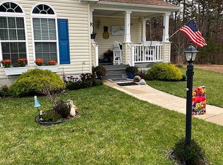 1 Pinetree Ct, Mays Landing, NJ 08330