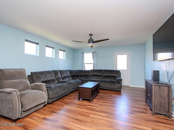 4th image of 5076 Tealwood Dr